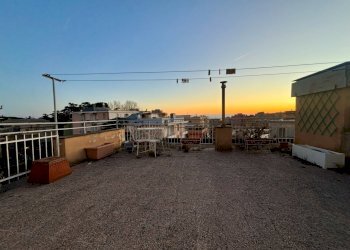 IMG_7763.jpg - Attico Viale Pio VII 106, Genova (zona Quarto) - foto 19