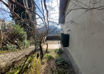 giardino - Villa Via della Villa, Cantagallo - foto 2