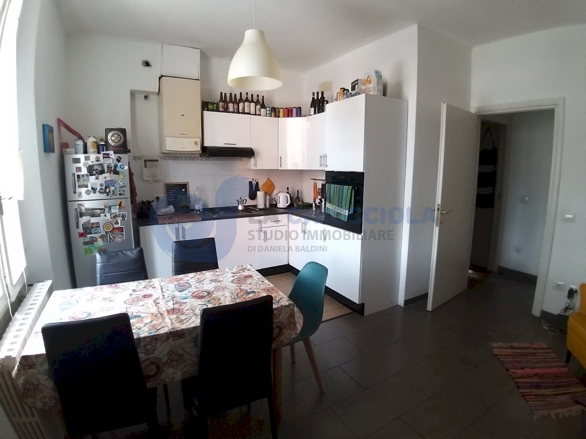 zona giorno - Trilocale VIA LIONELLO SPADA, Bologna (zona Bolognina) - foto 2