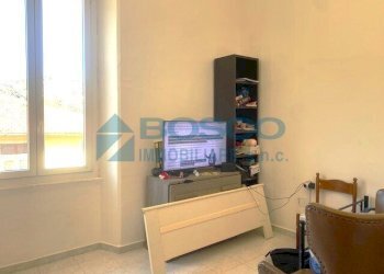 2a camera da letto.jpeg - Trilocale Via Genova 100, La Spezia - foto 10