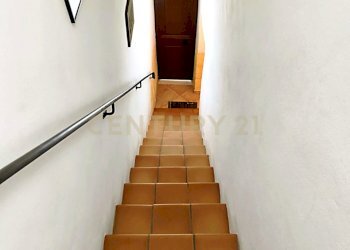 15 scale piano superiore.jpg - Villa Via Ruggero Settimo 99, Terrasini - foto 17