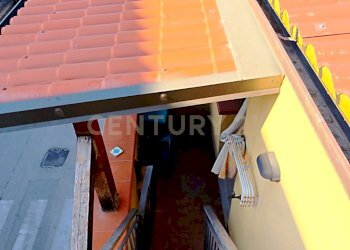 26 scale terrazzo.jpg - Villa Via Ruggero Settimo 99, Terrasini - foto 26