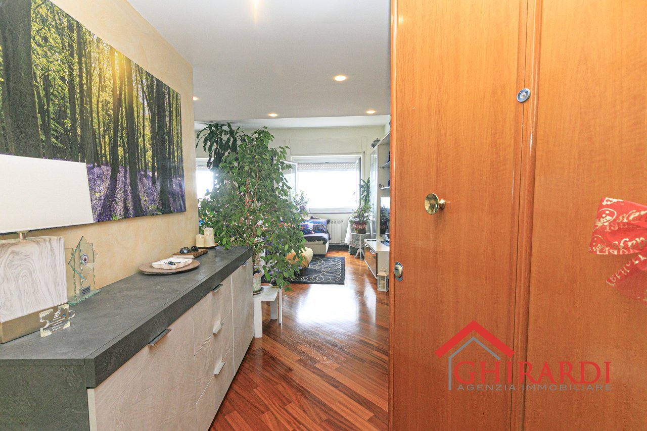 1.0 INGRESSO.jpg - Appartamento VIA DELL'INSURREZIONE 12A, Genova (zona Sestri Ponente) - foto 2