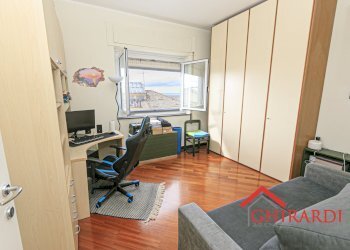 5.0 CAMERA 2.jpg - Appartamento VIA DELL'INSURREZIONE 12A, Genova (zona Sestri Ponente) - foto 18