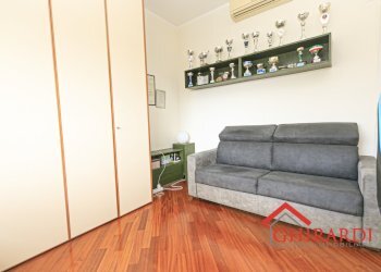 5.3 CAMERA 2.jpg - Appartamento VIA DELL'INSURREZIONE 12A, Genova (zona Sestri Ponente) - foto 21