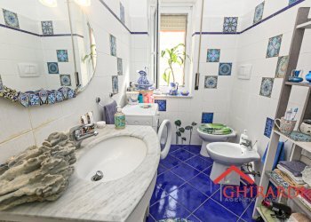 6.1 BAGNO 1.jpg - Appartamento VIA DELL'INSURREZIONE 12A, Genova (zona Sestri Ponente) - foto 23