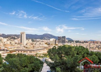 11.0 VISTA.jpg - Appartamento Corso Andrea Podestà 8, Genova (zona Carignano) - foto 28