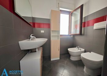 bagno - Two-room apartment Viale Jonio 376, Taranto - photo 13