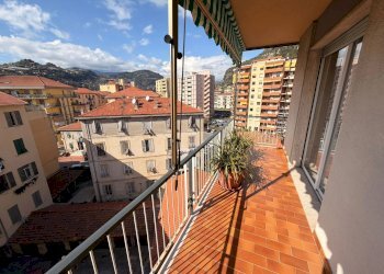 Trilocale Via Cavour, Ventimiglia - foto 8