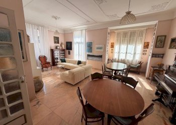 Appartamento Via Cavour, Ventimiglia - foto 1