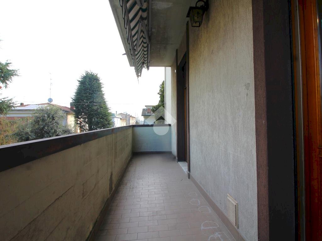 Three-room apartment Via Fratelli Lupazzi, Rolo - photo 3