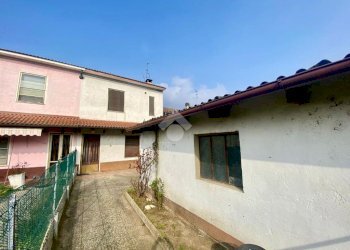 Casa semi indipendente Via Giuseppe Mazzini, Isola Sant'Antonio - foto 3