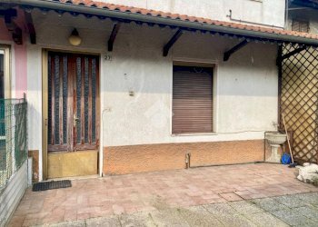 Casa semi indipendente Via Giuseppe Mazzini, Isola Sant'Antonio - foto 4