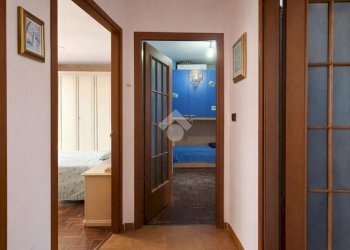 Three-family Villa Strada dei molini, Bra - photo 6