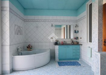 Three-family Villa Strada dei molini, Bra - photo 12