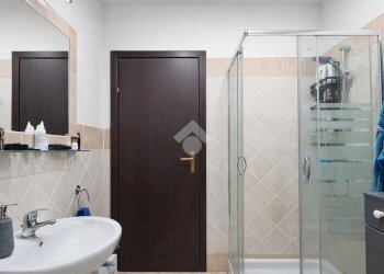 Three-family Villa Strada dei molini, Bra - photo 37