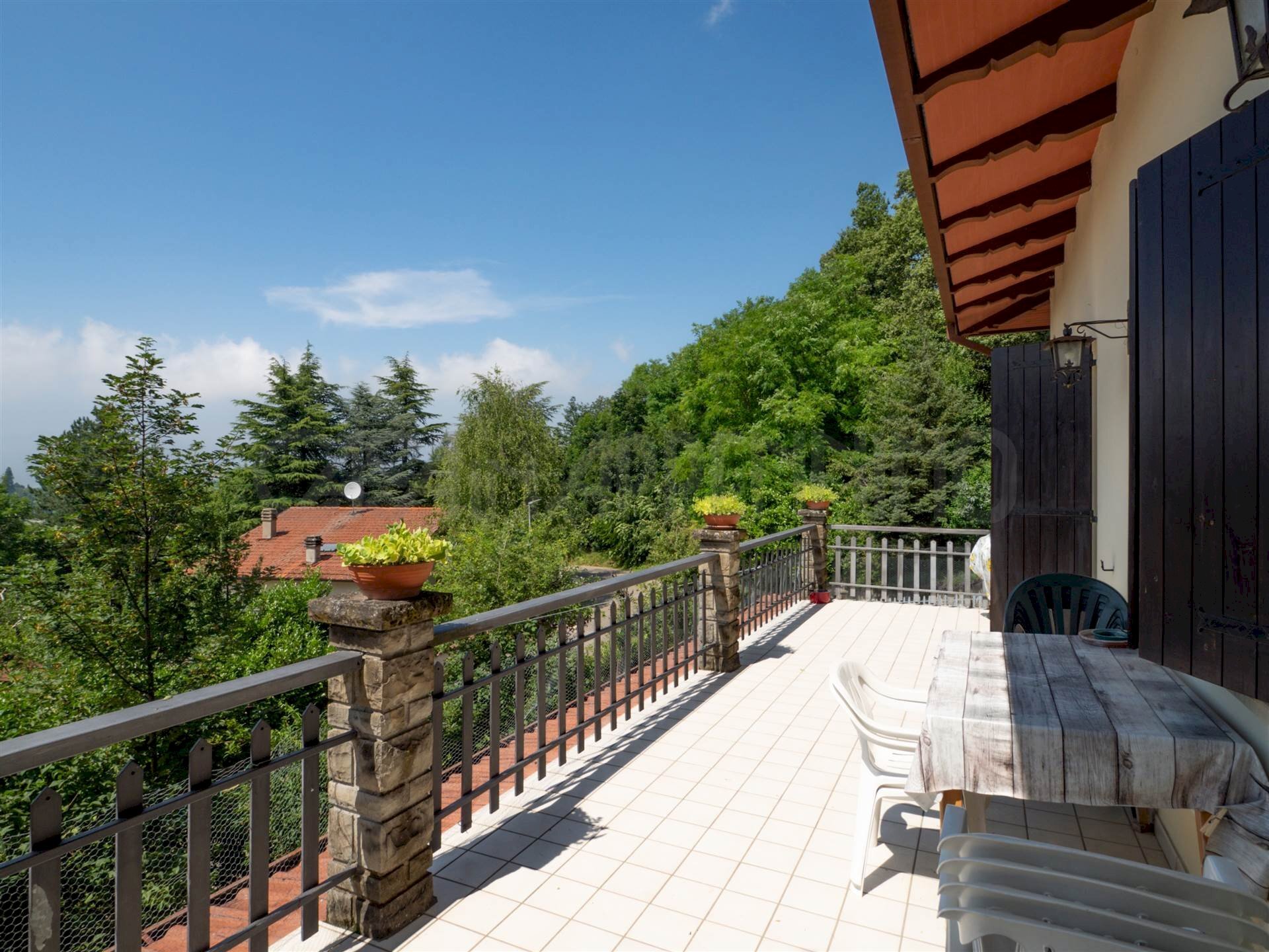 Semi-detached Villa Zocca - photo 1