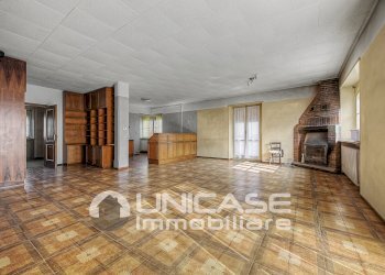 Soggiorno - Appartamento via Pralafera, 16, frazione Airali, Luserna San Giovanni - foto 11