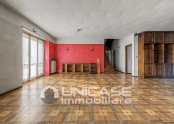 Soggiorno - Appartamento via Pralafera, 16, frazione Airali, Luserna San Giovanni - foto 13