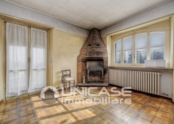 Soggiorno - Appartamento via Pralafera, 16, frazione Airali, Luserna San Giovanni - foto 14