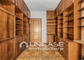 Corridoio - Appartamento via Pralafera, 16, frazione Airali, Luserna San Giovanni - foto 36