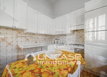 Cucina - Appartamento via Pralafera, 16, frazione Airali, Luserna San Giovanni - foto 23
