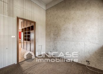 Camera - Appartamento via Pralafera, 16, frazione Airali, Luserna San Giovanni - foto 38