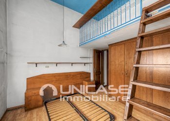 Camera - Appartamento via Pralafera, 16, frazione Airali, Luserna San Giovanni - foto 42