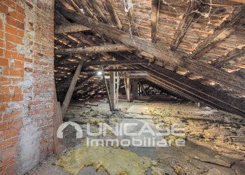 Sottotetto - Appartamento via Pralafera, 16, frazione Airali, Luserna San Giovanni - foto 57