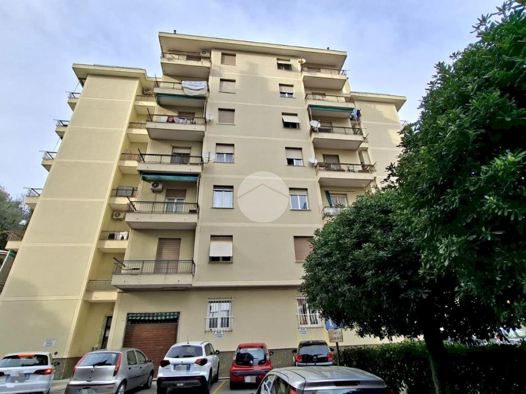 Three-room apartment Via della torrazza, Genova (neighborhood Prà) - photo 2