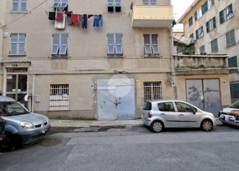 Posto Auto Via Rovereto, Genova (zona Prà) - foto 7