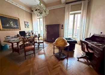 Appartamento Modena (zona Centro Storico) - foto 1