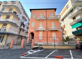 Villa Via Paolo Ferreri, Alassio - foto 2