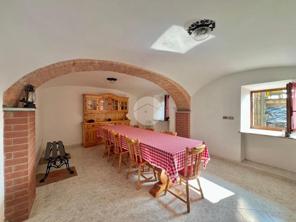 Casa semi indipendente Strada Fornelli Chiaves, Monastero di Lanzo - foto 1