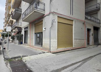 Locale Commerciale Via Cappuccini 18, Sciacca - foto 1