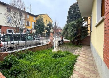 Two-room apartment Via C. Castaldini, Calderara di Reno - photo 1