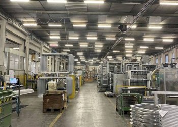 Capannone via Camillo Benso conte di Cavour, 8 
 Sant'Alessandro, Castronno - foto 23