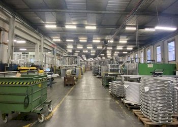 Capannone via Camillo Benso conte di Cavour, 8 
 Sant'Alessandro, Castronno - foto 24