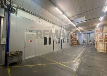 Capannone via Camillo Benso conte di Cavour, 8 
 Sant'Alessandro, Castronno - foto 29