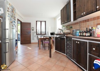 Villa Via Tolmino, 26 
 Fumeri, Mignanego - foto 5