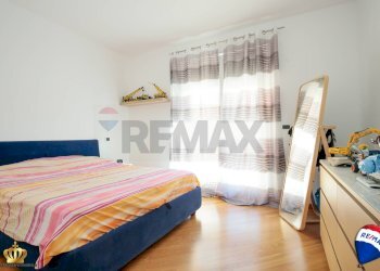 Bilocale VIA CIBRARIO, 45 
 Sestri Ponente, Genova (zona Sestri Ponente) - foto 36