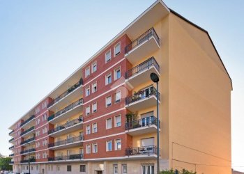 Bilocale Via martiri della libertà, Chieri - foto 1