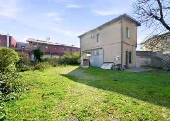 Casa indipendente Via San Biagio, Castelnovo di Sotto - foto 8