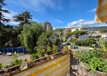 Four-room apartment Viale delle Palme, Taggia - photo 7