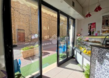 Attività Commerciale Via Boselli, Taggia - foto 3