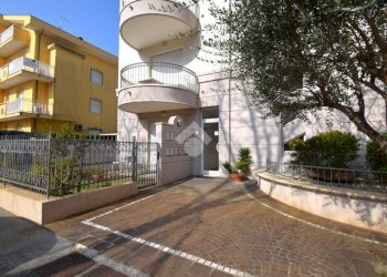 Bilocale Viale Trento e Trieste, Riccione - foto 11