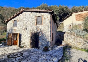 Rustic Borgo a Mozzano - photo 14