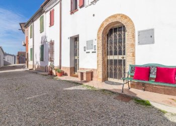 Villa a Schiera Via D. Turci, Ravenna (zona Castiglione di Ravenna) - foto 1