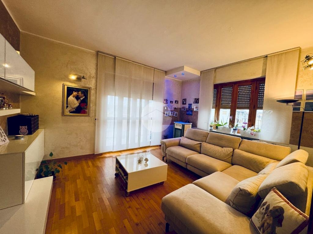 Four-room apartment Via Enrico Fermi, La Loggia - photo 3