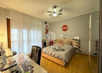 Quadrilocale Via Enrico Fermi, La Loggia - foto 4